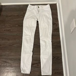 American eagle white jeans
